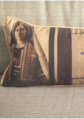 Al-Salt Woman Cushion Cover