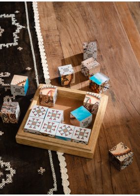 مكعبات فسيفساء فنية