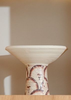 وعاء فخاري بنقشة الفسيفساء