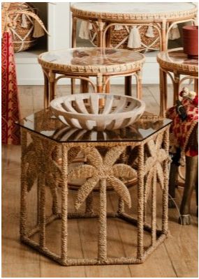 Hexagonal Halfa Leaves Side Table with Glass Top